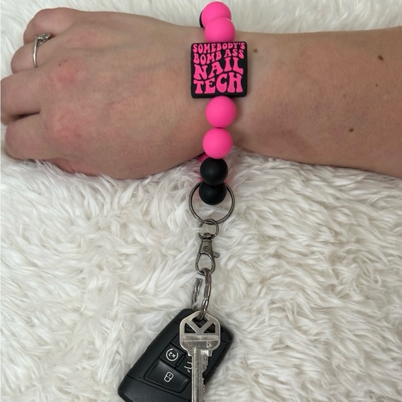Nail tech Silicone Wristlet Keychain - Picture 3 of 3